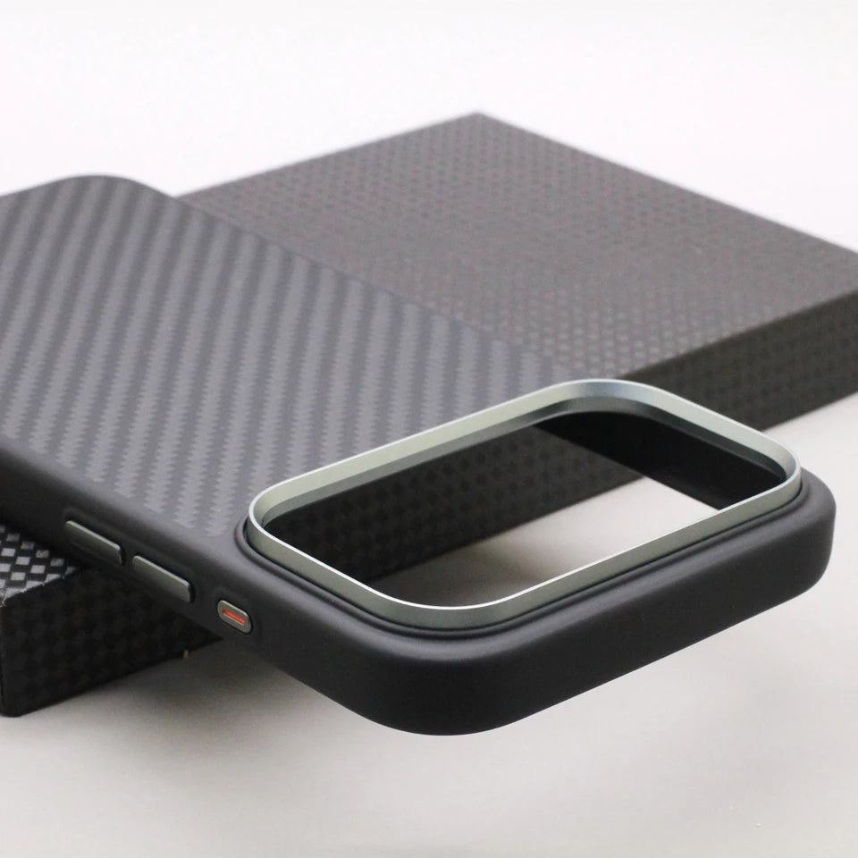 iPhone 17 Series Carbon Fiber MagSafe Case – Kevlar Aramid + Soft TPU Frame